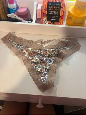 Victoria's Secret Floral Lace Trim Thong in White and Taupe